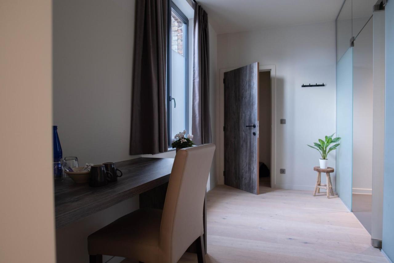 'T Ponton Bed & Breakfast Nieuwpoort Dış mekan fotoğraf