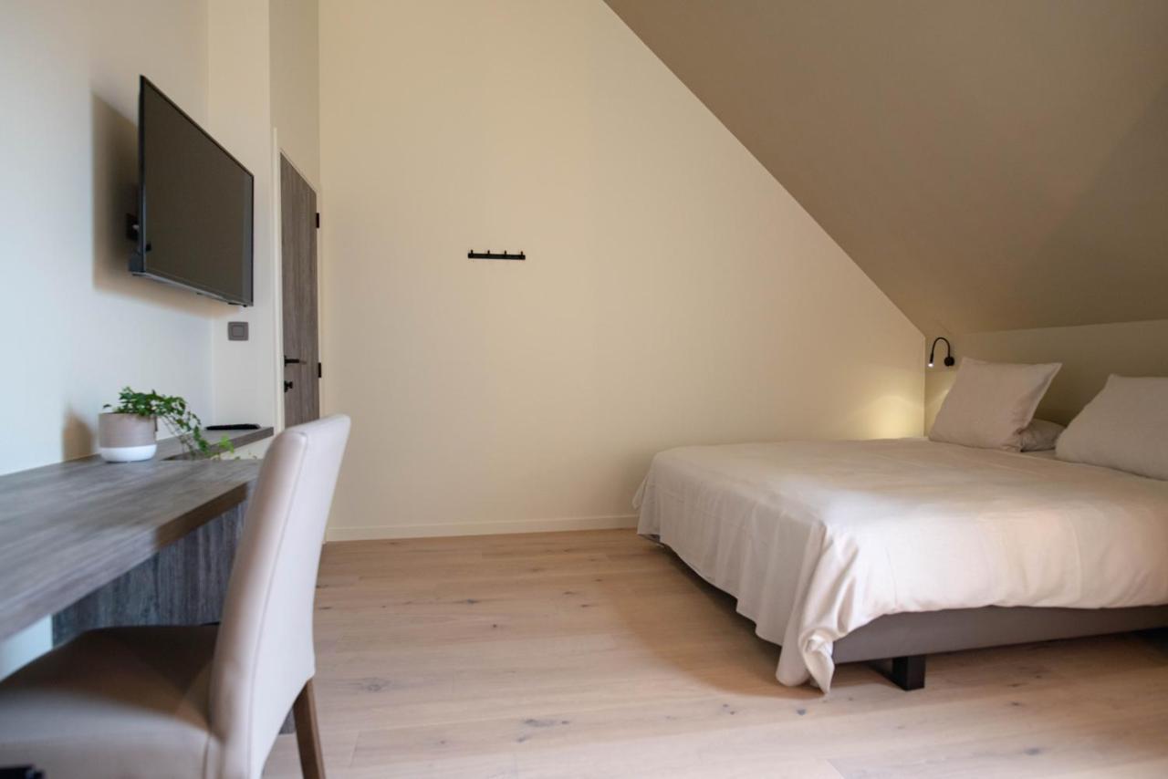 'T Ponton Bed & Breakfast Nieuwpoort Dış mekan fotoğraf