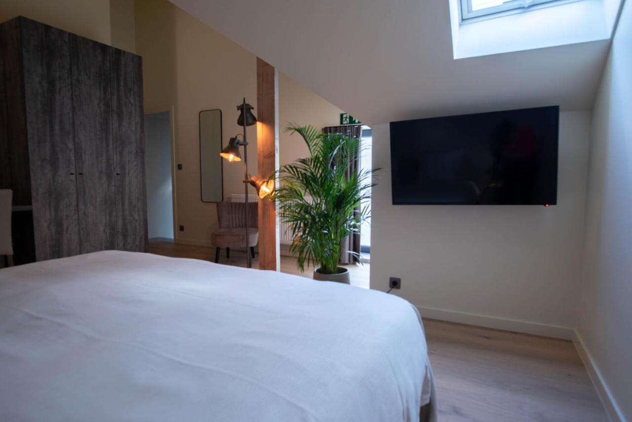 'T Ponton Bed & Breakfast Nieuwpoort Dış mekan fotoğraf